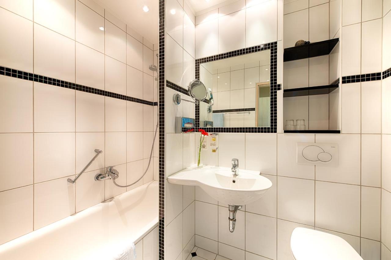 Seehotel Am Stausee 4 Sterne Superior 게롤슈타인 외부 사진